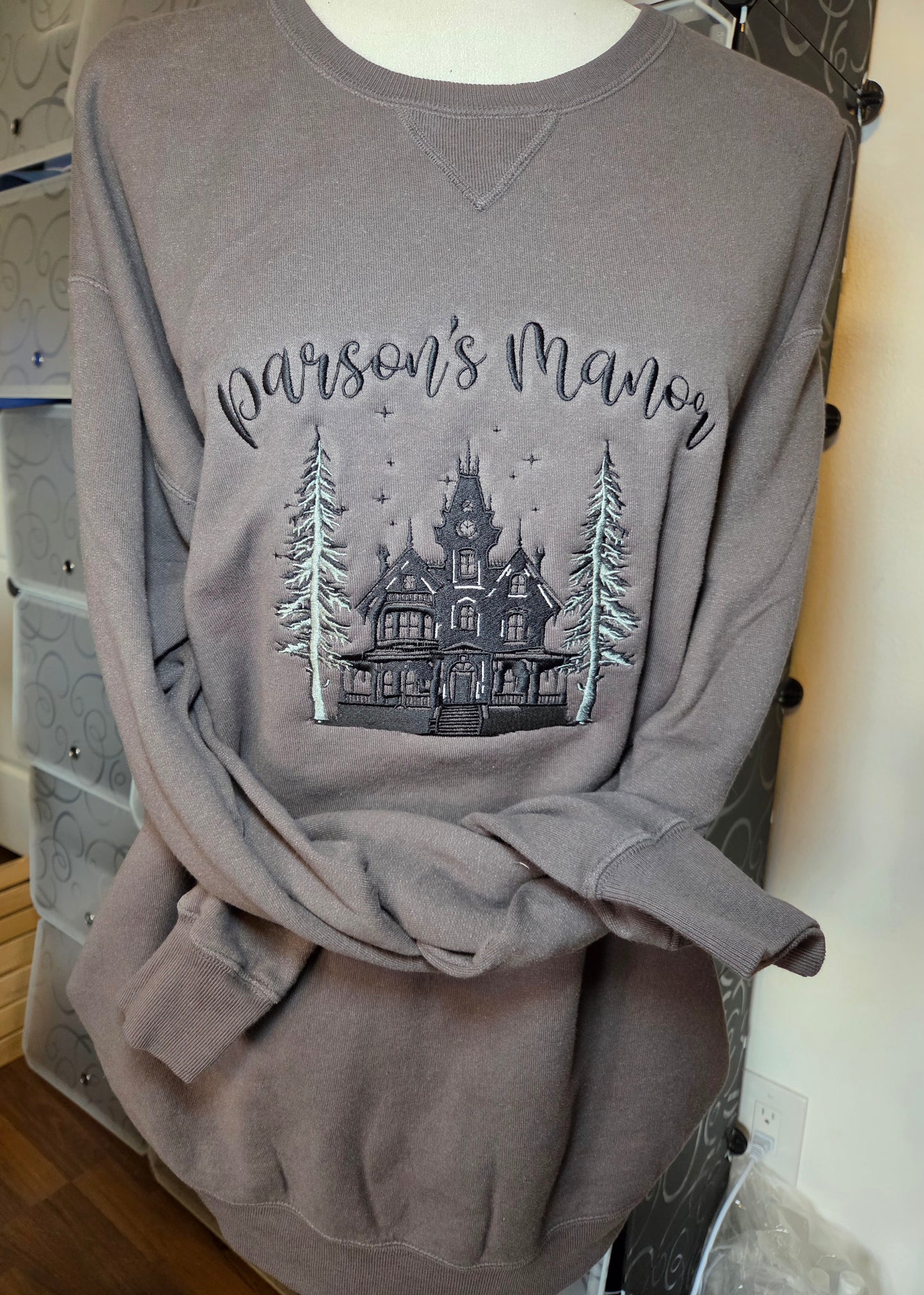 OFFICIALLY LICENSED HD CARLTON Parson's Manor Embroidered Sweatshirt Fairytaleavenue