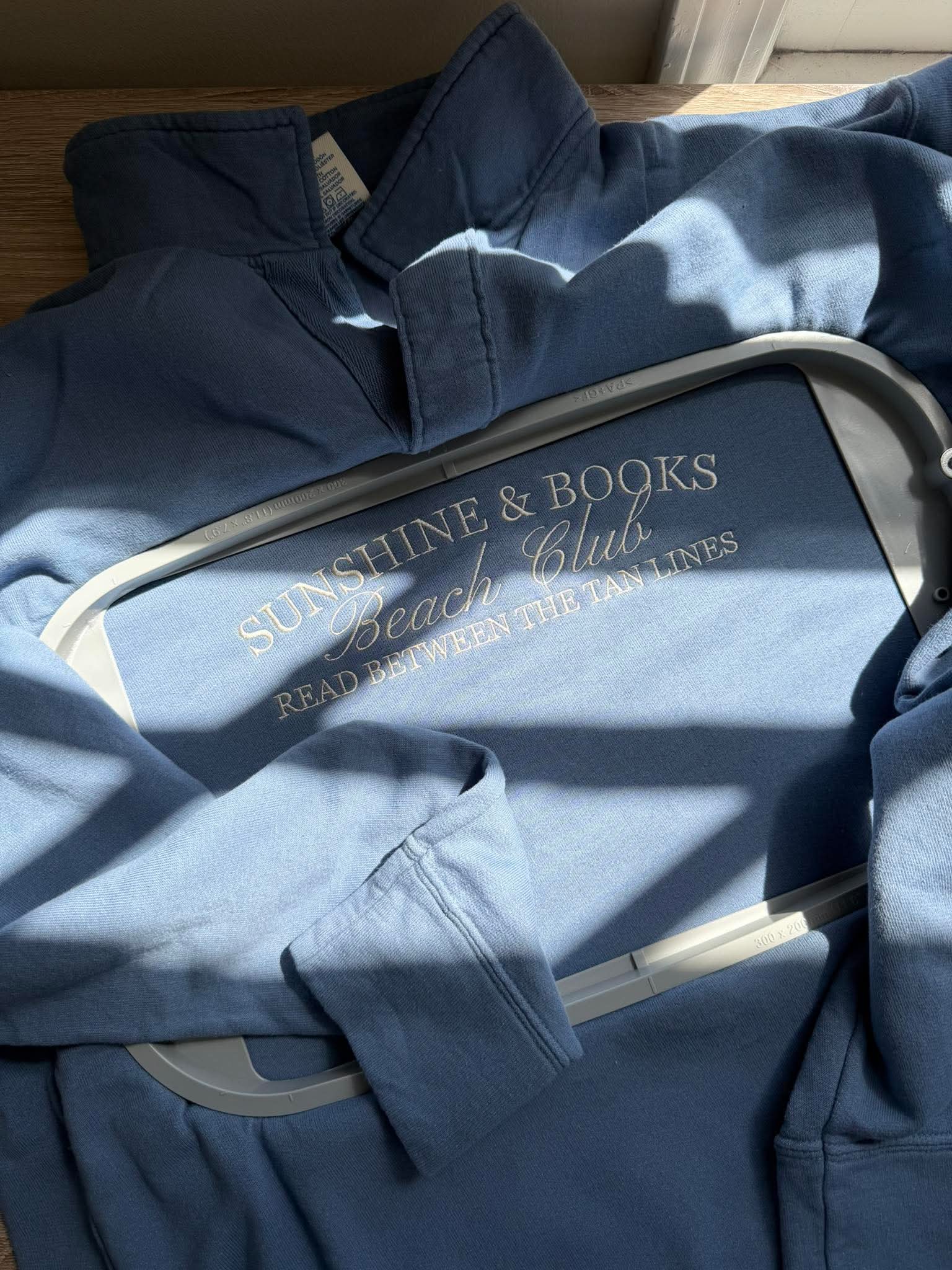 Sunshine & Books Collar Sweatshirt EMBROIDERED Fairytaleavenue
