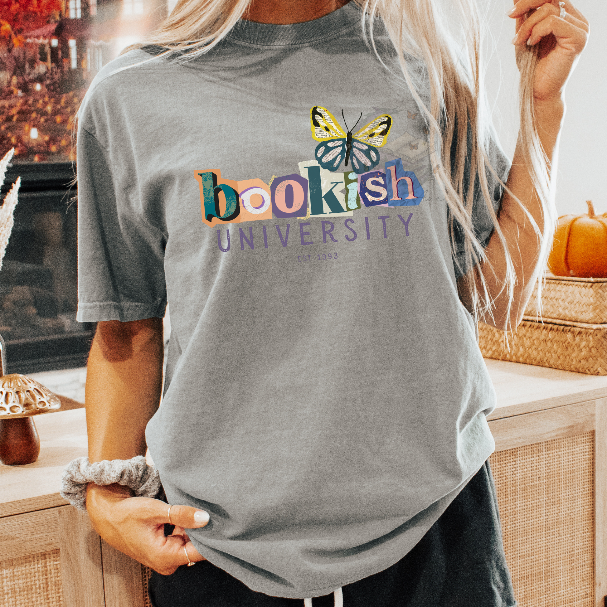 Bookish Uni Tee or Sweatshirt Fairytaleavenue
